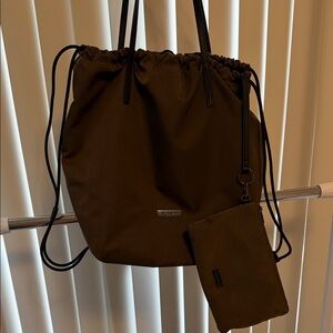 Elegant Brown Tote Bag with Pouch